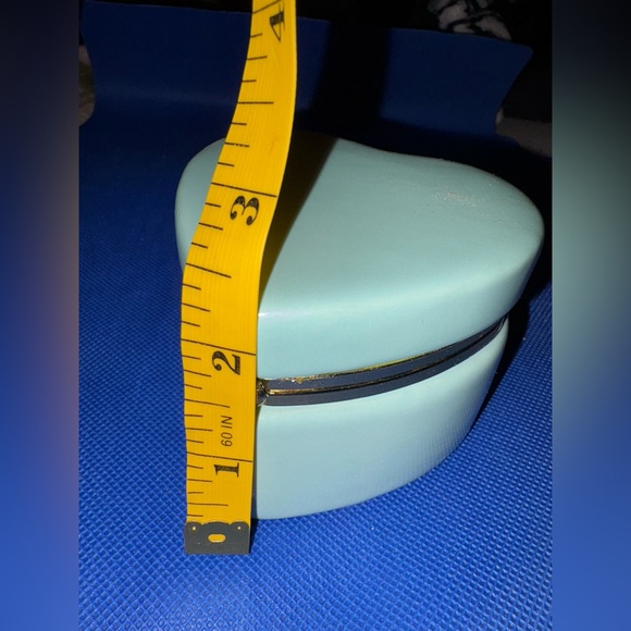 Heart Shaped Trinket Box - Picture 5 of 8